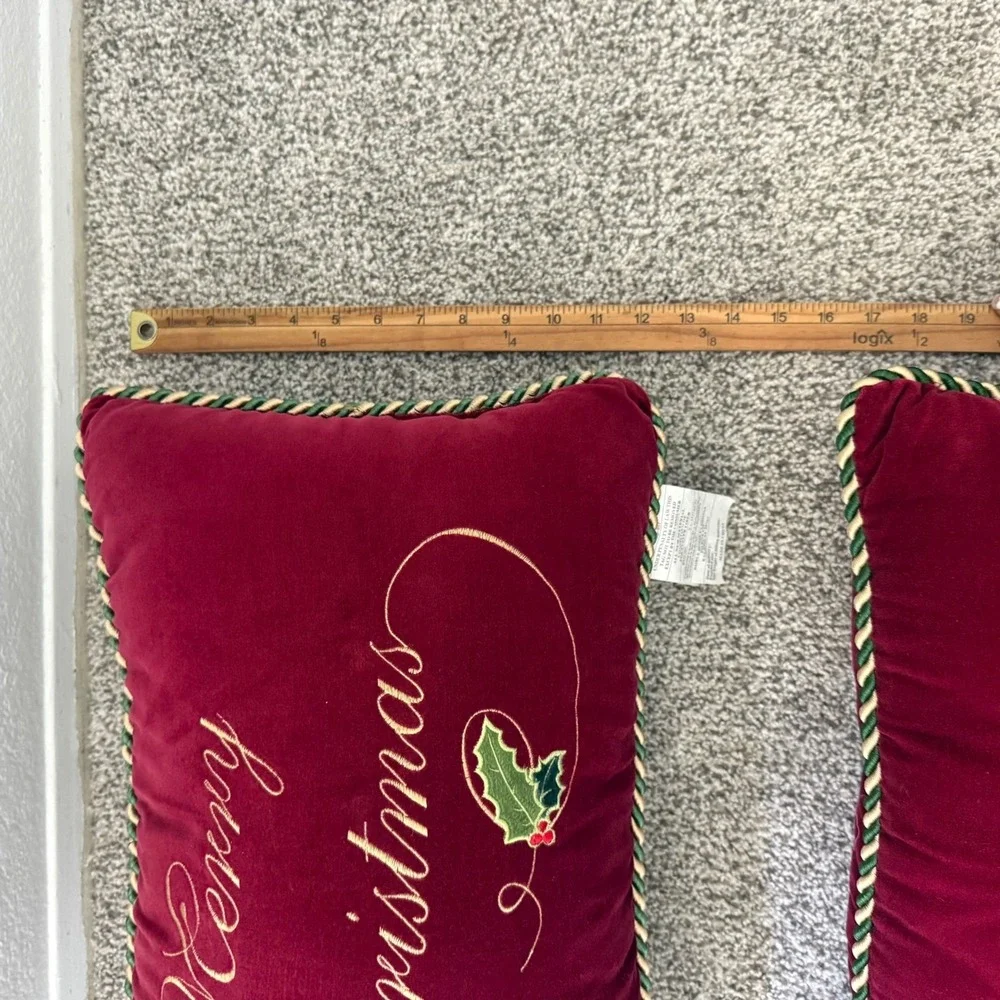 Noble Home‎ Fashions Merry Christmas Burgundy Velvet Pillows Set of 2 Gold Green